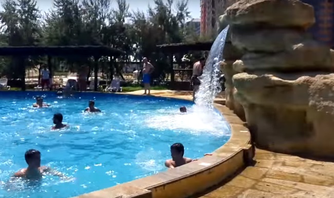дагестанский аквапарк "акваленд", каспийск, бассейн с водопадом для взрослых