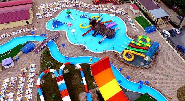 "донпарк" аквапарк с большой аквазоной для детей, с пиратским караблем